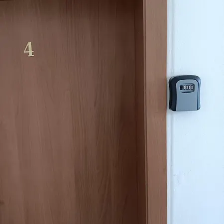 Rutland Bay Apartment *